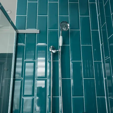 Elysium Holiday Lets - Elysium Suite, Stunning By The Beach Apartmán Whitby